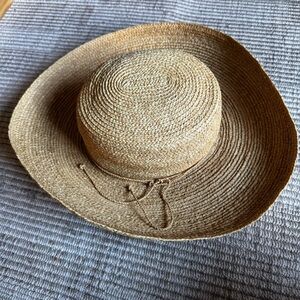 Helen Kaminski Tan Straw Hat 100% raffia